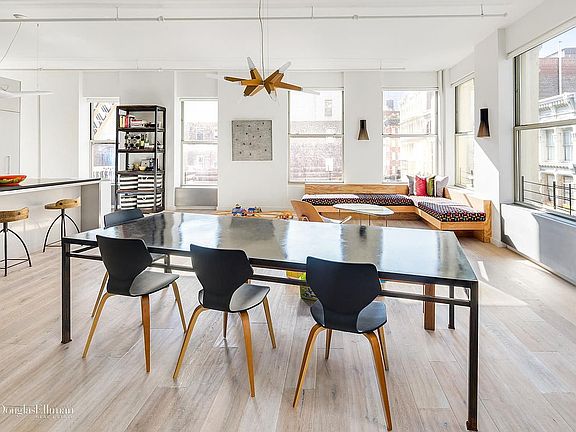 3rd image of 70 Grand St APT 4A