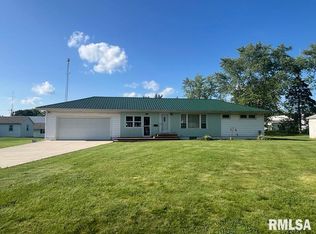 106 W Hickory St, Industry, IL 61440