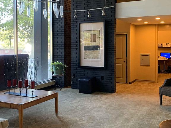4th image of 810 Matson Pl Unit 201