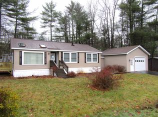 28 Eagle Dr, Rochester, NH 03868