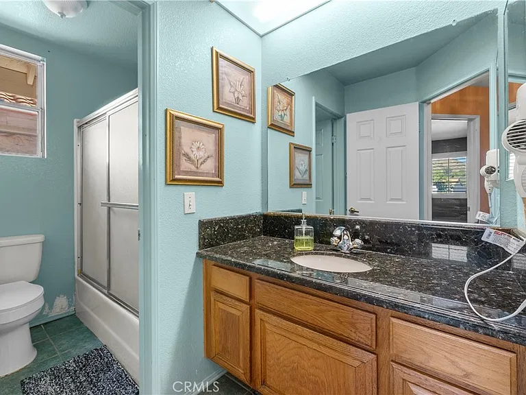 22428 Georgia Ln — Photo 15