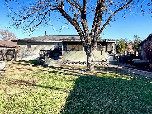 3rd image of 109 Mulberry