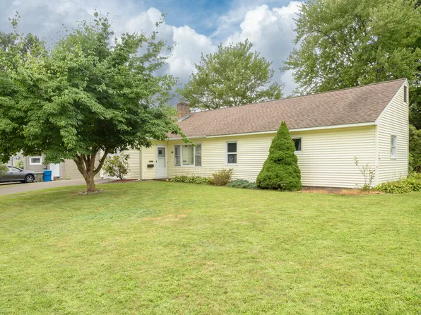 88 Elizabeth Drive, Manchester, CT 06042