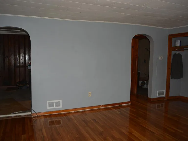 127 Sheldon Ave — Photo 6