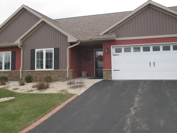 3078 South Blue Jay Court, Beloit, WI 53511