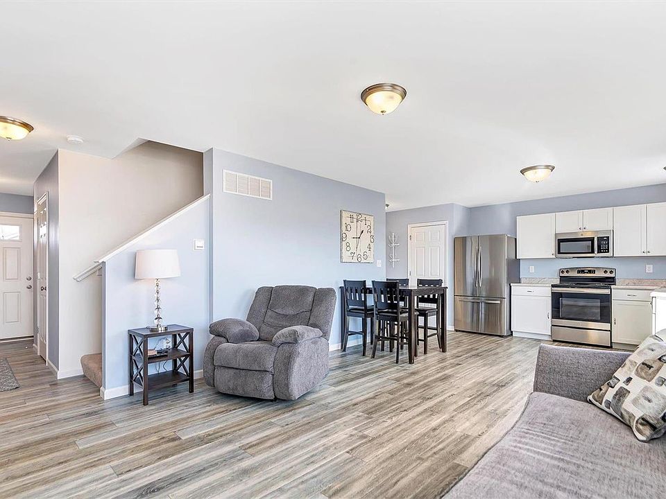 302 Charlestowne Place Dr, Saint Charles, MO 63301 Zillow