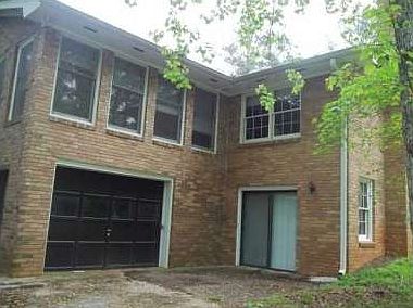 2nd image of 730 Oakley Dr NW