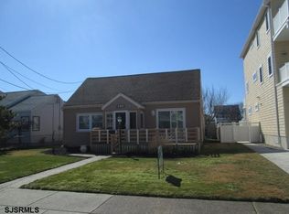 320 12th St S, Brigantine, NJ 08203