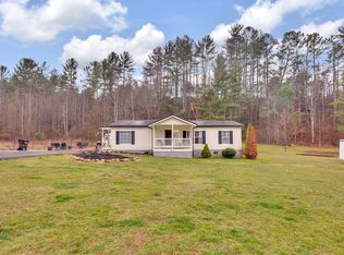 438 Weaver Creek Rd, Bluff City, TN 37618