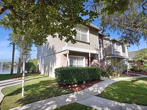 4th image of 12133 NW 36th Place
