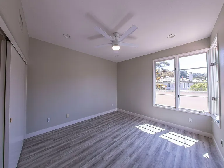 9756 Keeneland Row — Photo 14