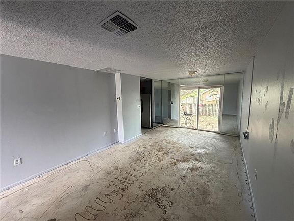 3rd image of 1306 DUKES DRIVE