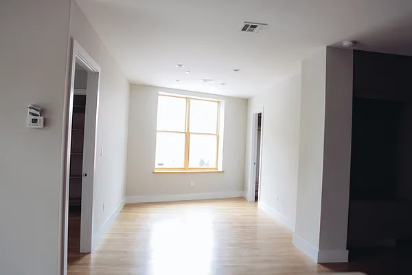 Rented by Belvedere Bridge Realty, LLC | media 31