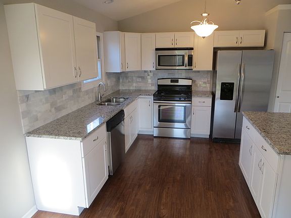 5th image of 22120 Virell Dr