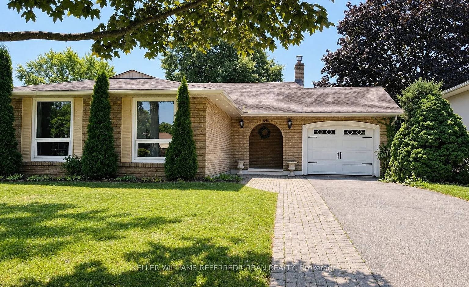 4 bed, $3,980 — Photo 1