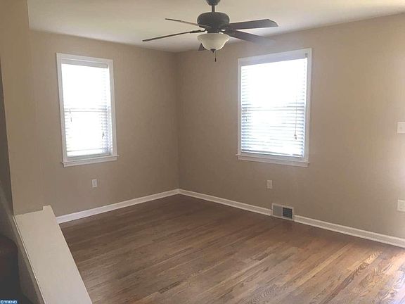 4th image of 28 Mount Vernon Dr