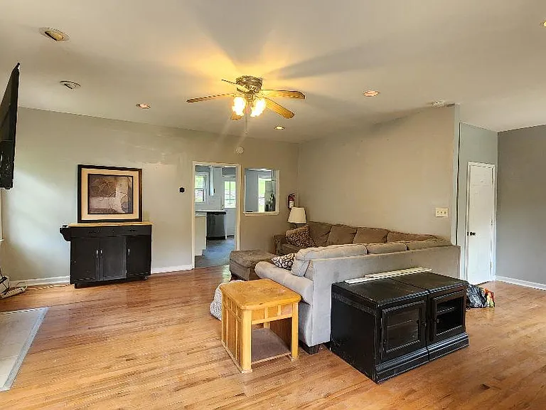 306 Nariticong Ave — Photo 7