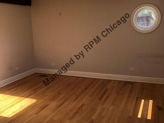 4th image of 1357 N Wolcott Ave #2