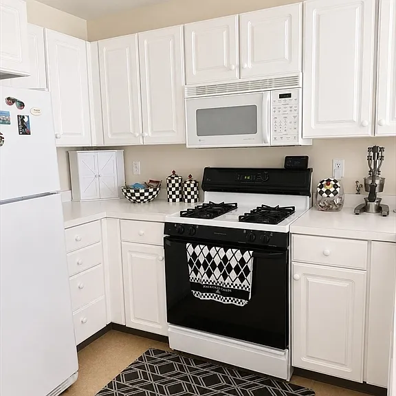 396 Tilden Commons Ln #396 — Photo 4