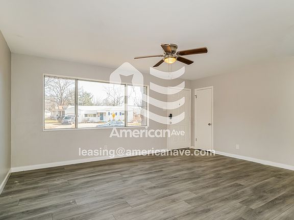 3-Living Room