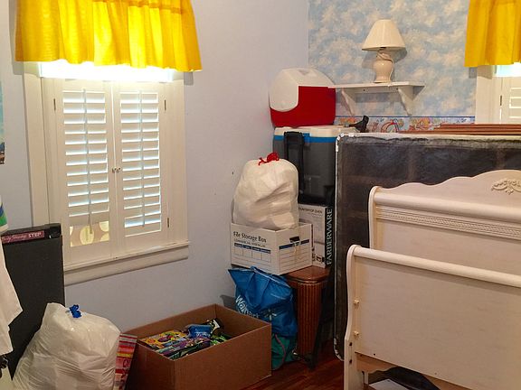 5th image of 708 Magnolia Street