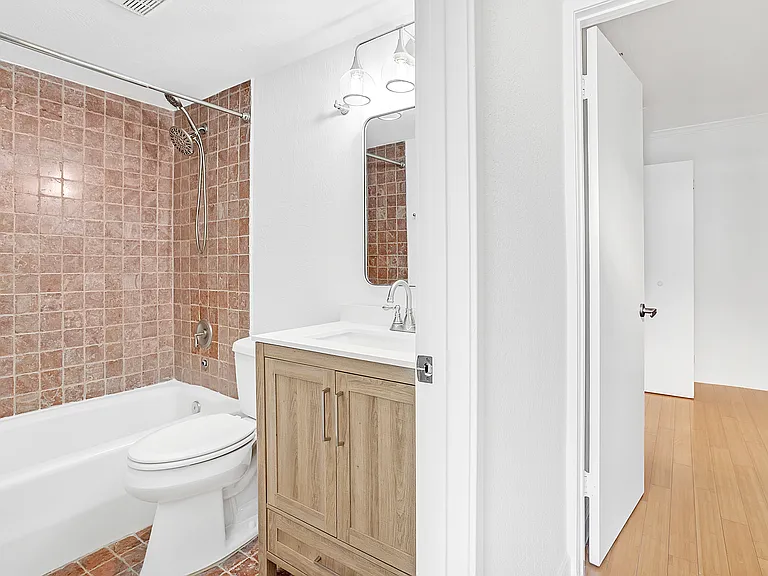 1541 Brickell Ave #105 — Photo 40
