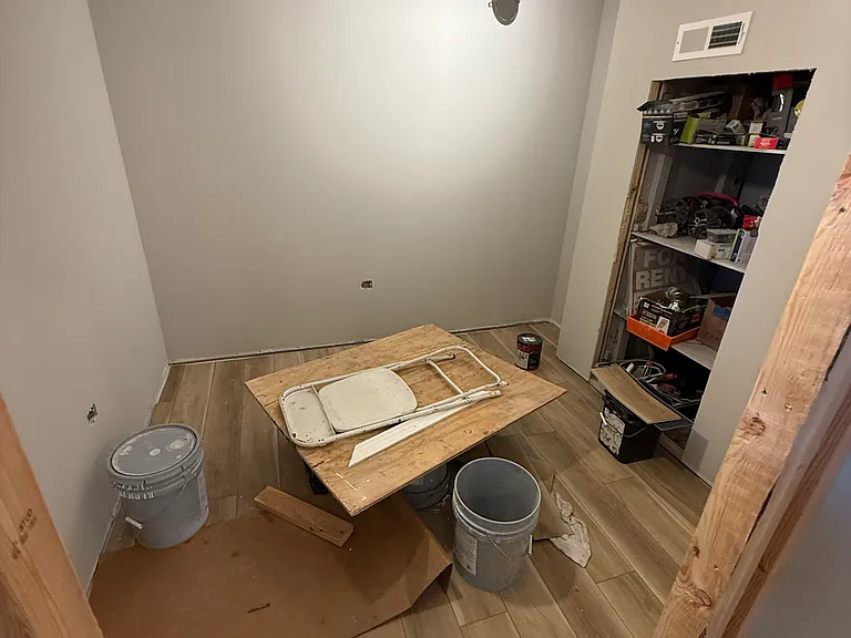 Side Room/Storage