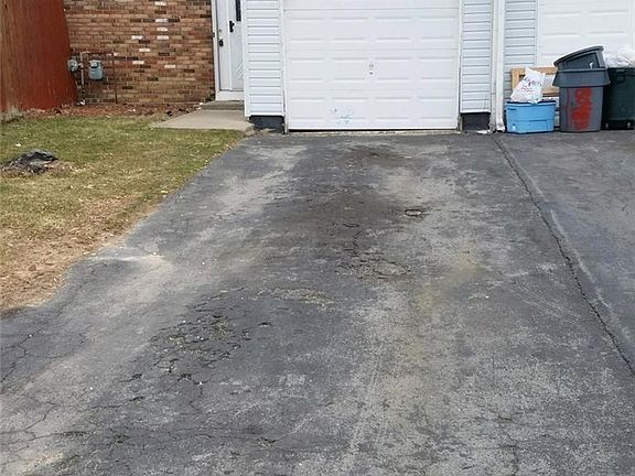 3rd image of 8048 Marlin Dr