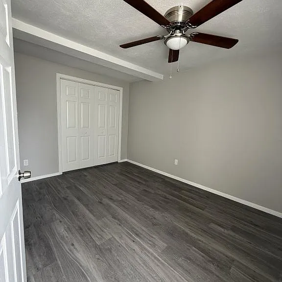 158 Wellington St — Photo 5