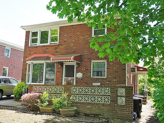 4th image of 14 Evergreen Ave #1