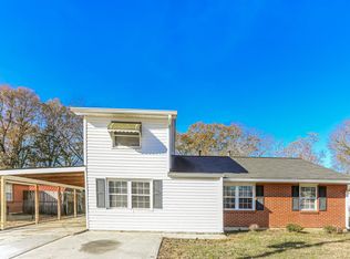 5299 Sharon St, Forest Park, GA
