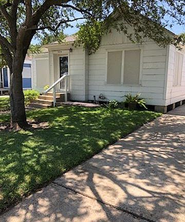 2nd image of 5210 Avenue U
