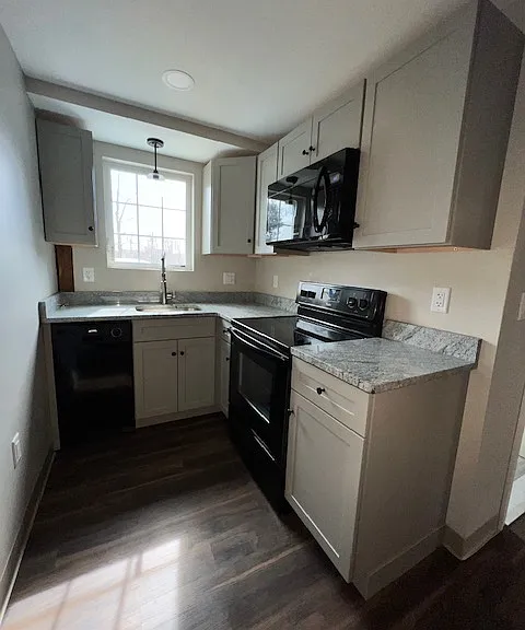 120 Hope Rd #1 — Photo 3