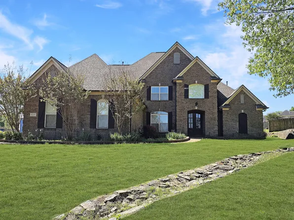 8505 Lakeview Dr, Olive Branch, MS 38654