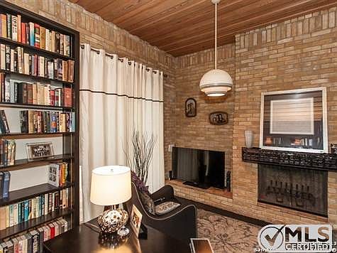 4th image of 6607 Laurelhill Dr