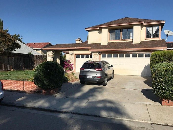1st image of 1685 Meadow Lark Ln