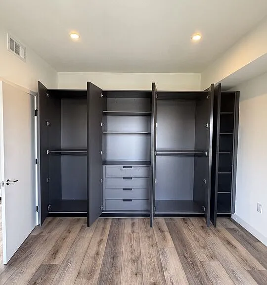919 S Harvard Blvd #205 — Photo 11