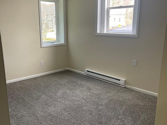 5th image of 32 W Washington St Unit 8