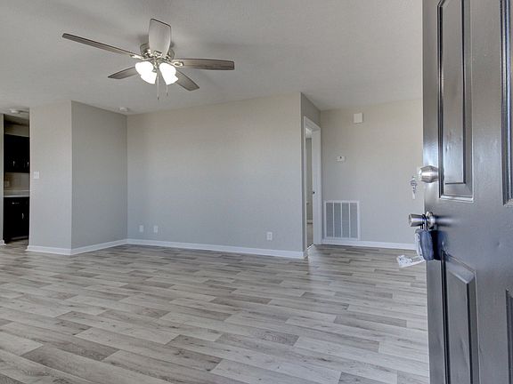 4th image of 505 Potomac Dr