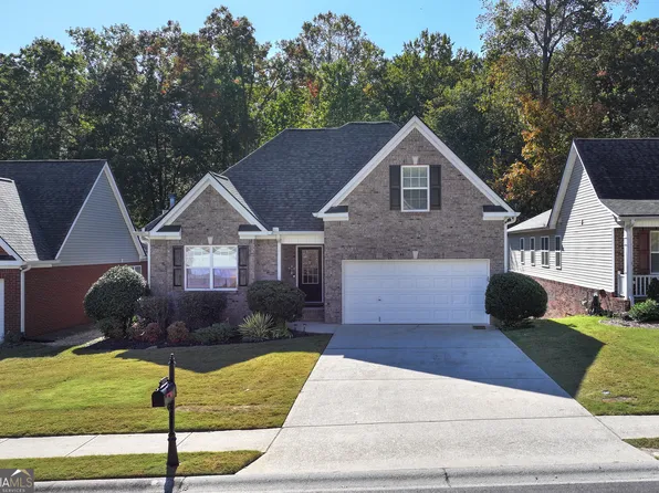 5570 Ashmoore Ct, Flowery Branch, GA 30542
