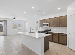 25293 W Wayland Dr, Buckeye, AZ 85326