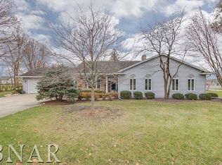 502 Davis St, Chenoa, IL 61726