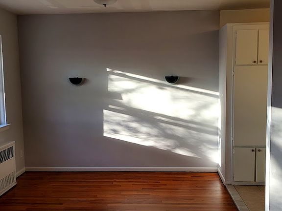 5th image of 4739 194th St Floor 3