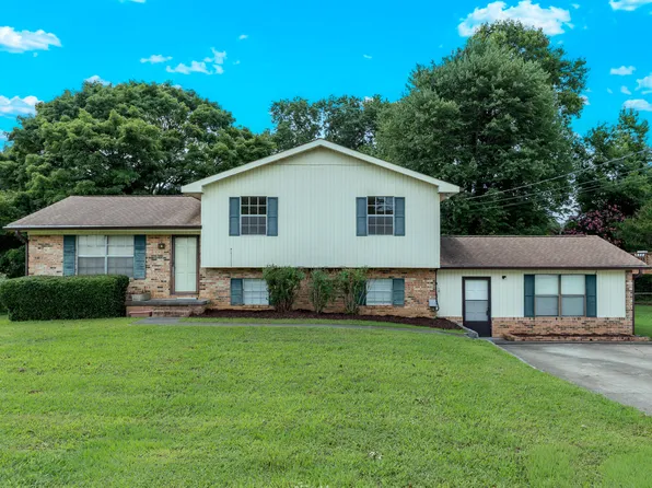 4825 Tulip Ave NW, Cleveland, TN 37312