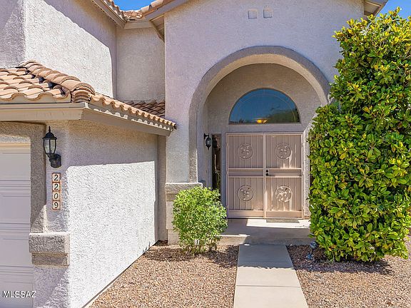 2nd image of 2209 E Rio Vistoso Ln