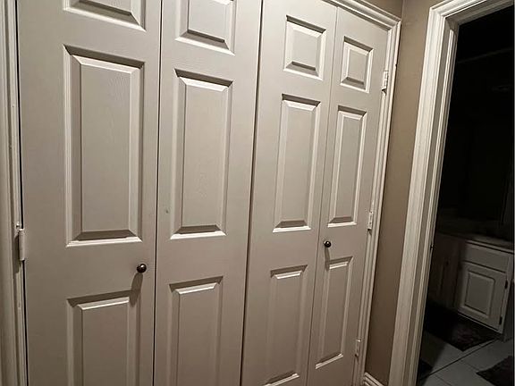 4th image of 1223 N 113th Plz APT 4926