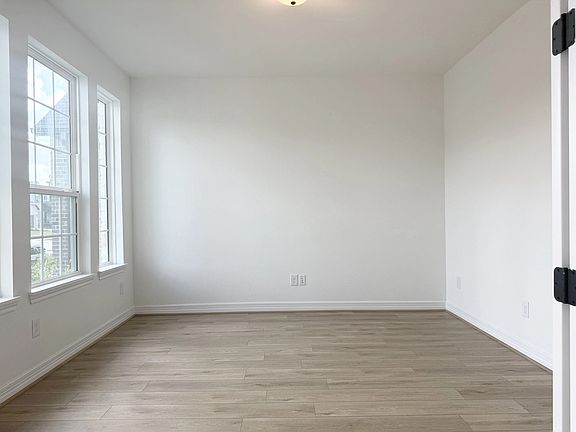 32038 Sweet Pea Meadows Drive Interior Image 2