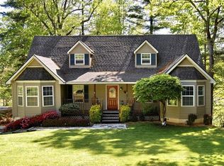 727 Lake Rugby Dr, Hendersonville, NC 28791