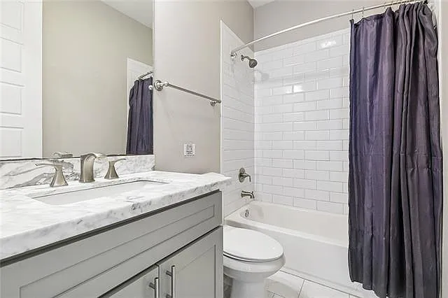 647 S Pierce St — Photo 13