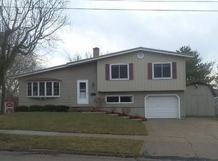 1213 Lillian St, Fort Atkinson, WI 53538